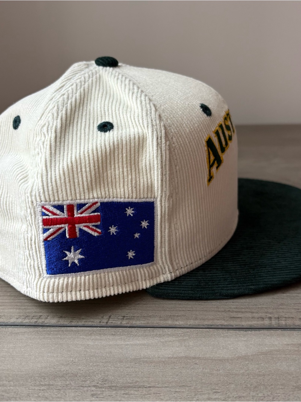 RARE New Era 9Fifty Chrome WBC Baseball Team Australia Corduroy SnapBack Hat - Picture 2 of 8